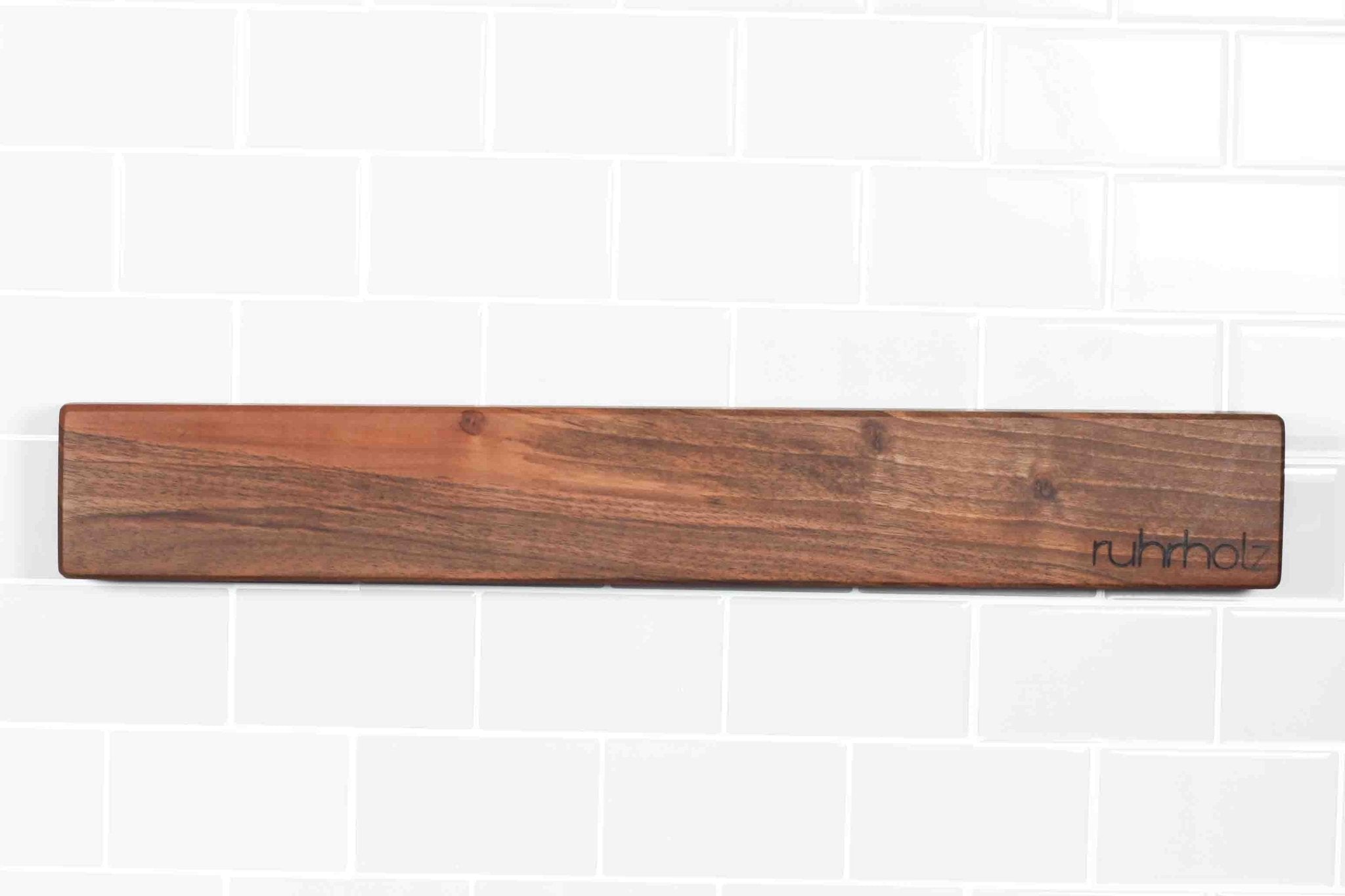 Messerleiste magnetisch aus Holz - französischer Nussbaum für 6 Messer - ruhrholz